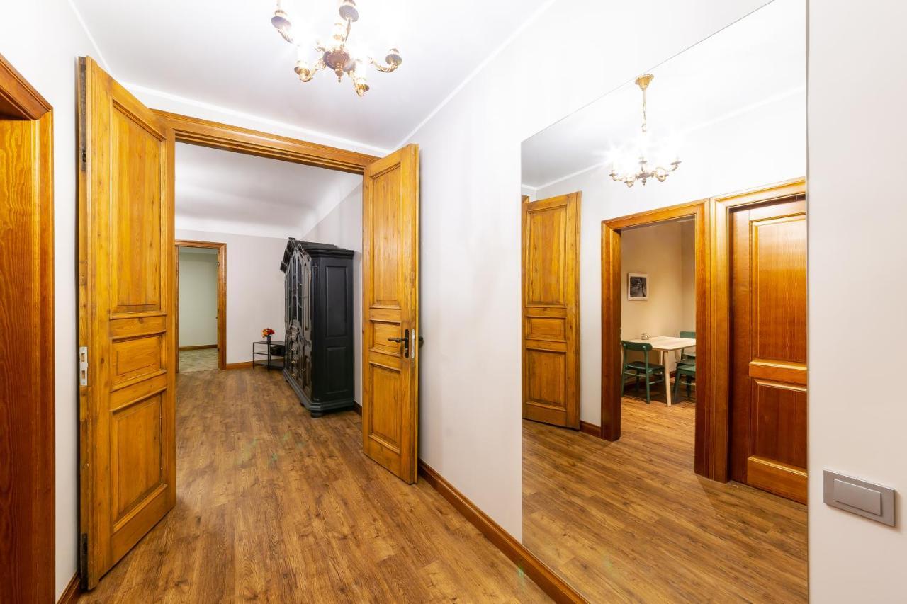 Gourmet Storie'S Ap 68Sqm Renovated Free Parking Apartman Riga Kültér fotó